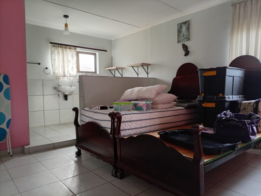 3 Bedroom Property for Sale in Highgate Eastern Cape